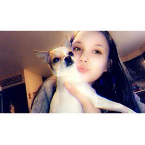 Meet your Posher, Kayla